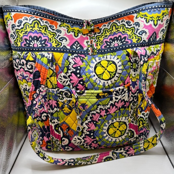 Vera Bradley Handbags - VERA BRADLEY “Rio” Patterned Women's Tote Bag